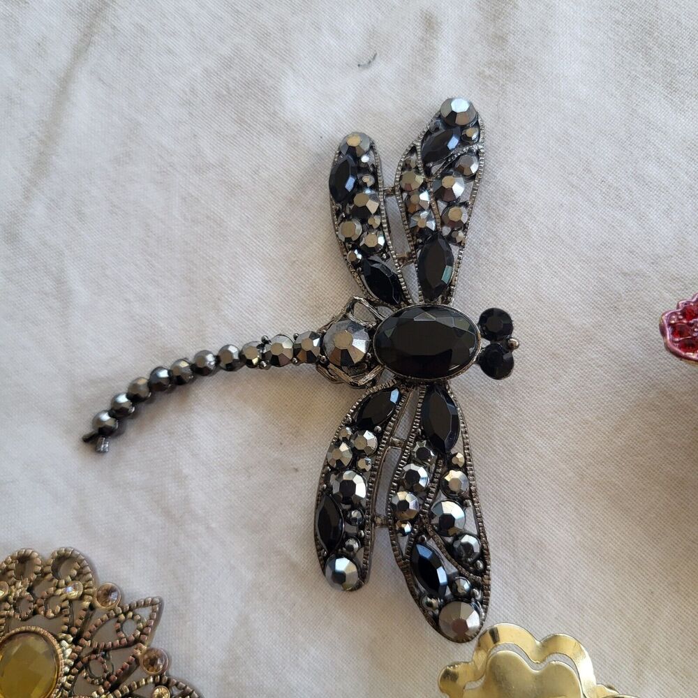 Brooch Pin Lot Floral Cameo Sparkle Rhinestone Crystal Rose Dragonfly Goldtone - Picture 7 of 8